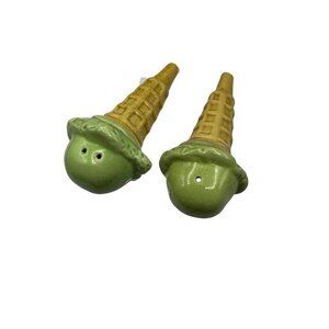 Vintage Ice Cream Cone Salt & Pepper Shaker Set - Mint Green & Yellow Ceramic